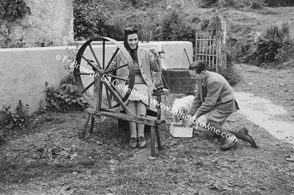 WOOLEN MILLS OLD SPINNING WHEEL